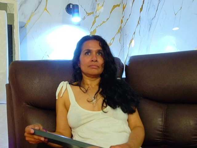 vanessa-7- live cam on BongaCams