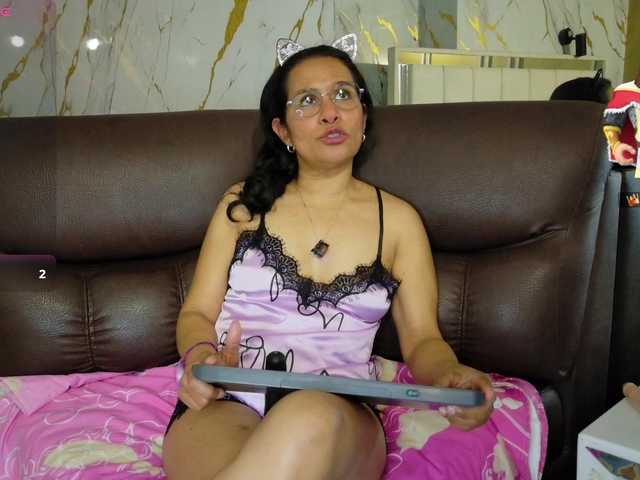 vanessa-7- live cam on BongaCams