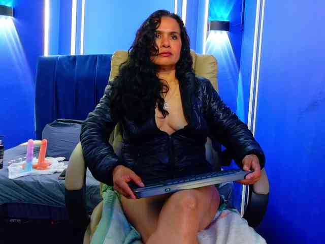 vanessa-7- webcam