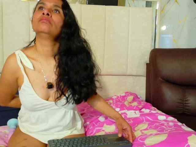 vanessa-7- webcam