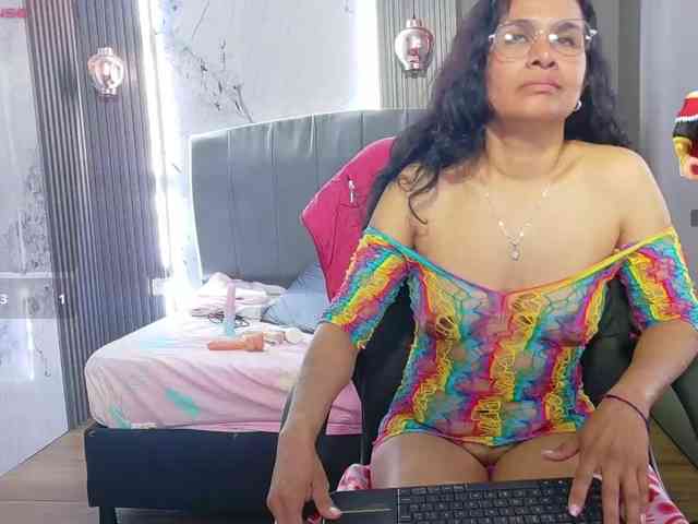 vanessa-7- webcam