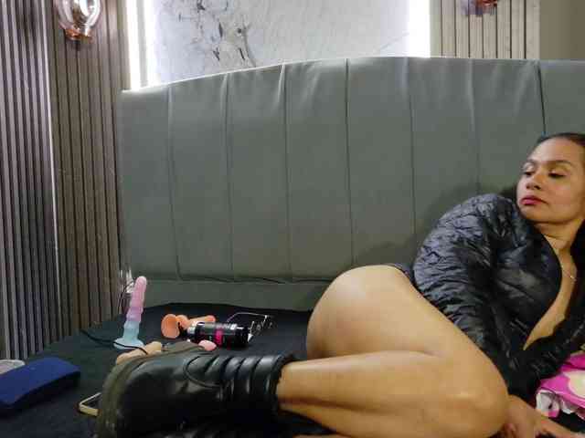 vanessa-7- webcam