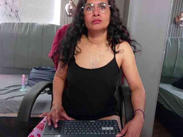 vanessa-7- webcam