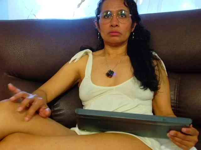vanessa-7- webcam