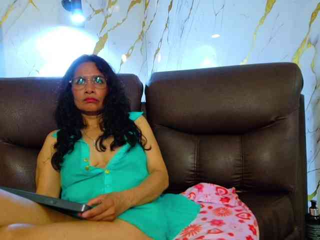 vanessa-7- webcam