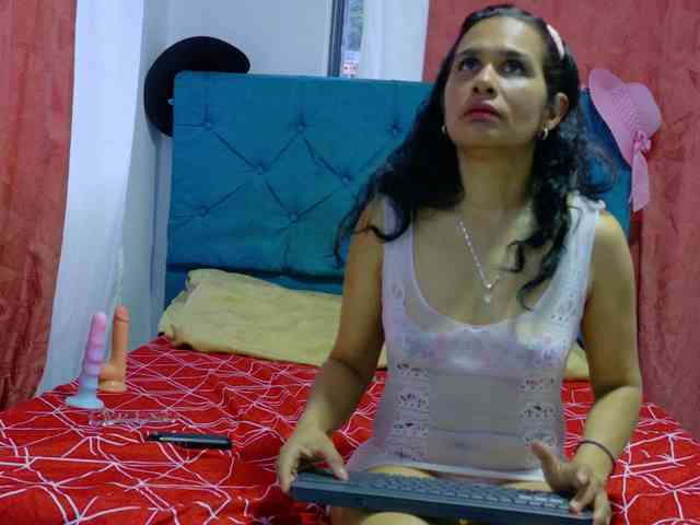 vanessa-7- webcam