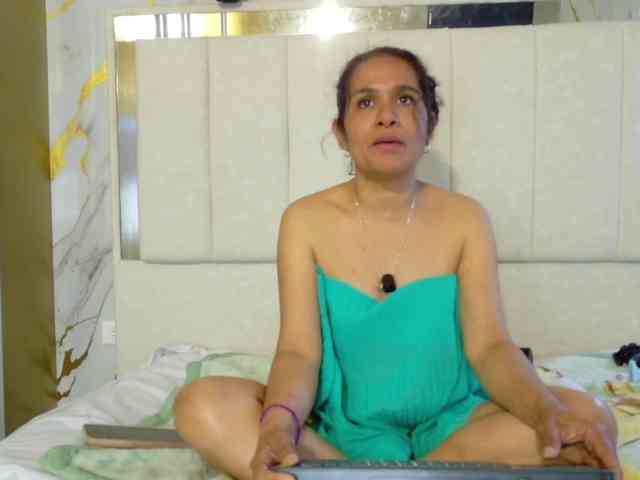 vanessa-7- webcam