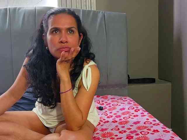 vanessa-7- webcam