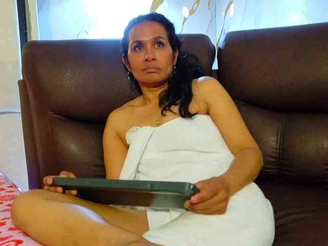 vanessa-7- webcam