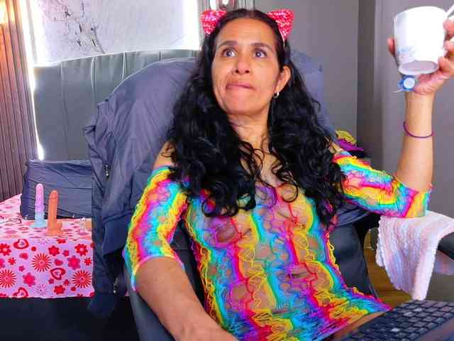 vanessa-7- vanessa-7-