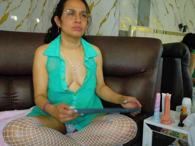 vanessa-7- webcam
