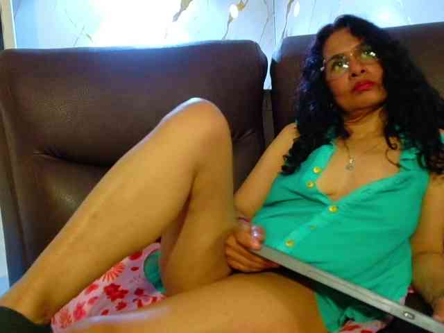 vanessa-7- webcam
