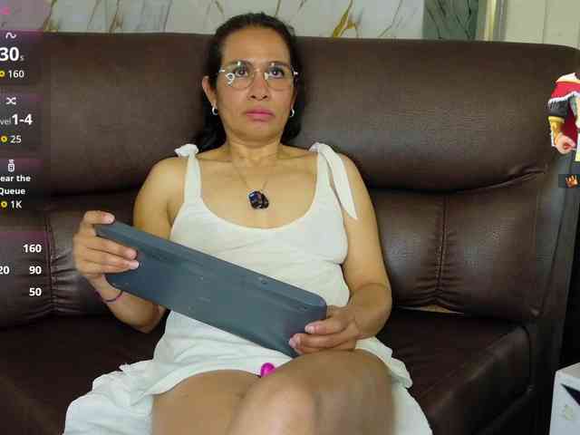 vanessa-7- webcam