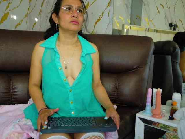 vanessa-7- webcam