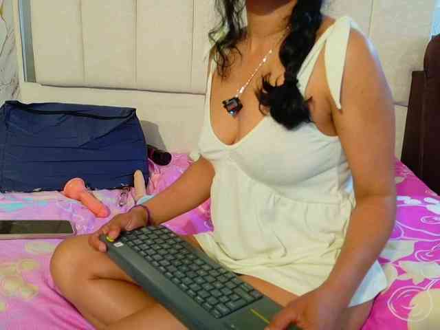 vanessa-7- webcam