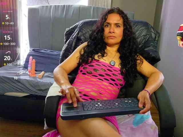 vanessa-7- webcam
