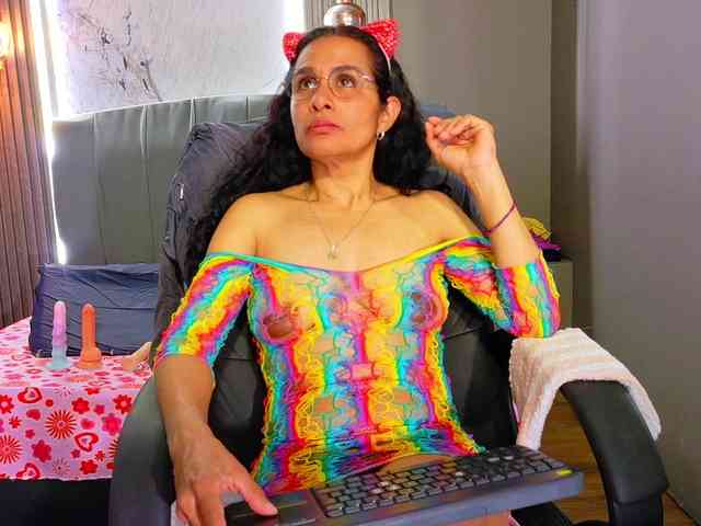 vanessa-7- webcam