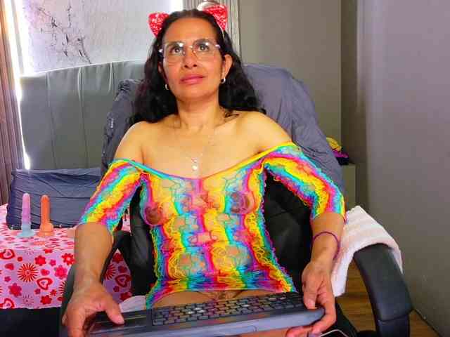 vanessa-7- vanessa-7-