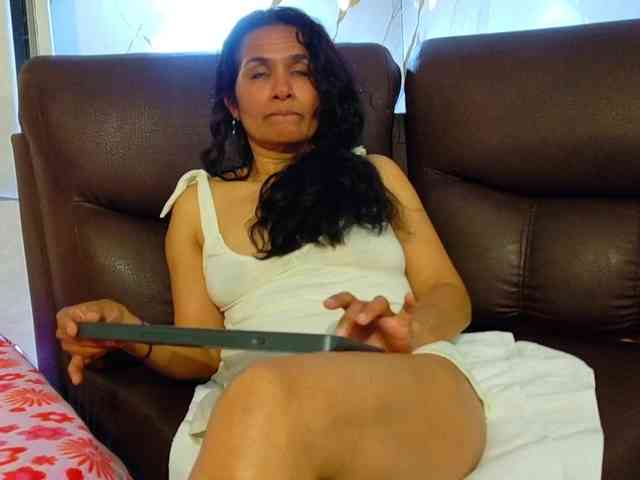 vanessa-7- webcam