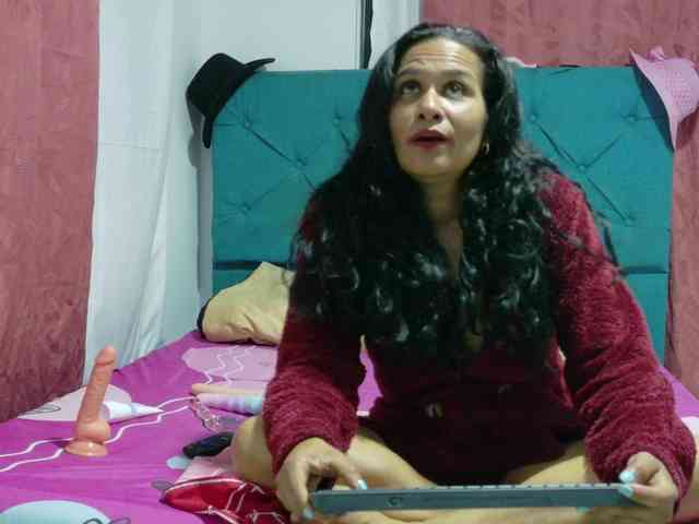 vanessa-7- webcam