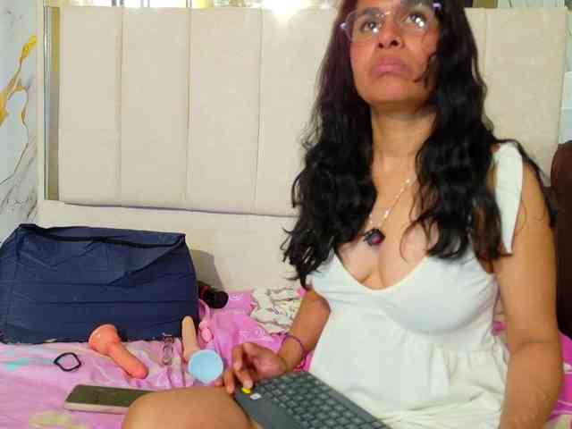 vanessa-7- webcam
