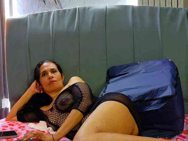 vanessa-7- webcam