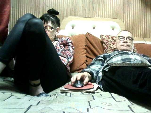coupleofcoolx live cam on BongaCams