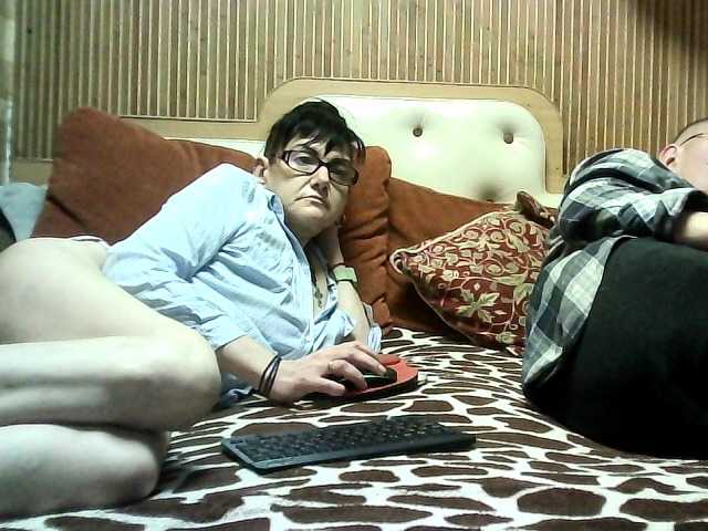 coupleofcoolx live cam on BongaCams