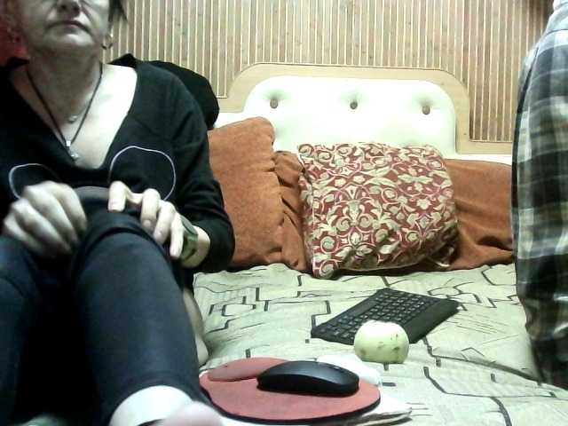 coupleofcoolx live cam on BongaCams