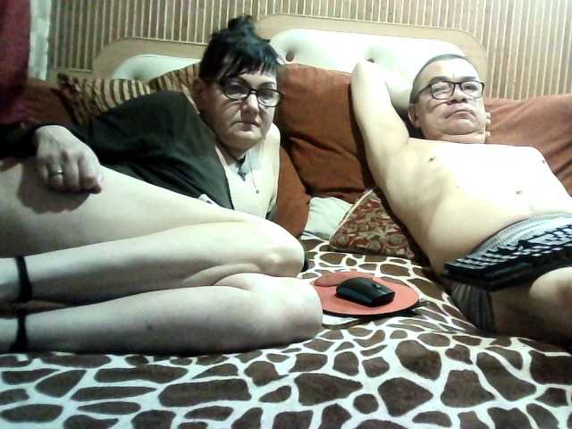 coupleofcoolx's BongaCams show and profile