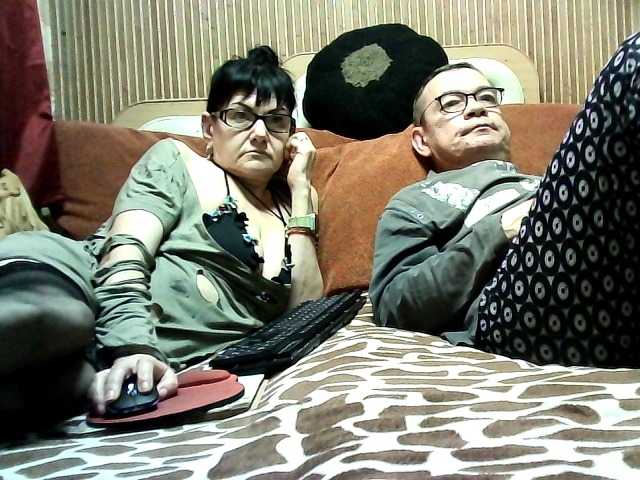 coupleofcoolx live cam on BongaCams