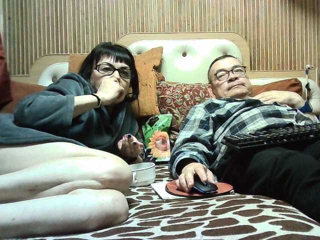 coupleofcoolx live cam on BongaCams