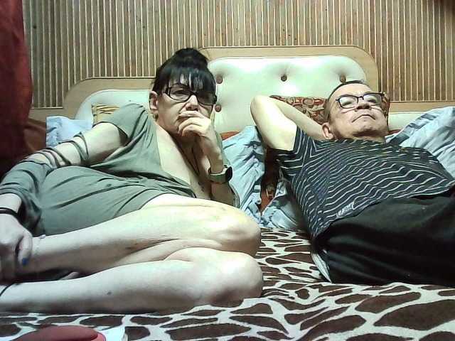 coupleofcoolx live cam on BongaCams