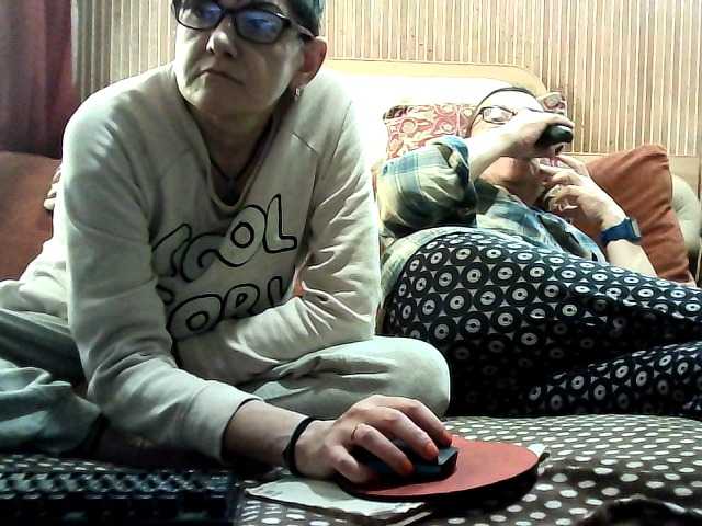 coupleofcoolx live cam on BongaCams