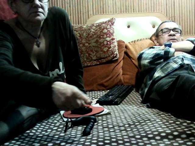 coupleofcoolx live cam on BongaCams