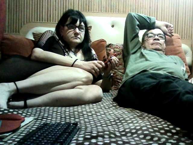 coupleofcoolx live cam on BongaCams
