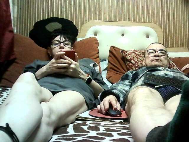 coupleofcoolx live cam on BongaCams