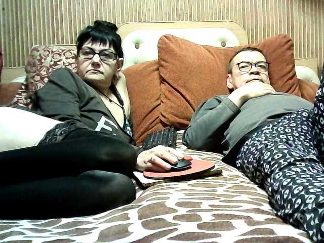 coupleofcoolx live cam on BongaCams