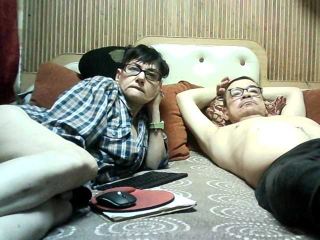 coupleofcoolx live cam on BongaCams