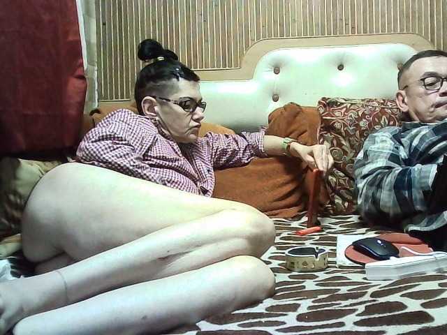 coupleofcoolx live cam on BongaCams