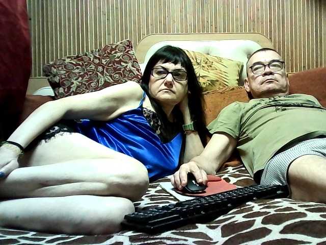 coupleofcoolx live cam on BongaCams