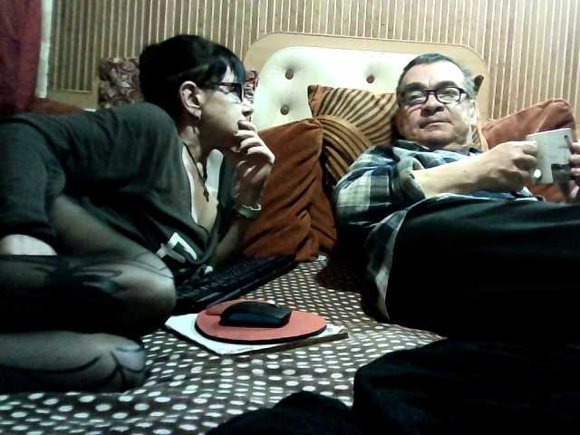 coupleofcoolx live cam on BongaCams