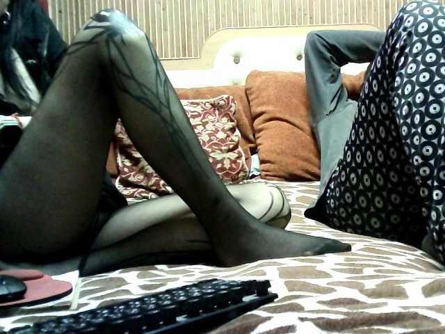 coupleofcoolx live cam on BongaCams