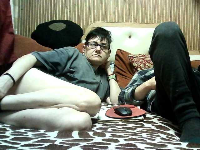coupleofcoolx live cam on BongaCams