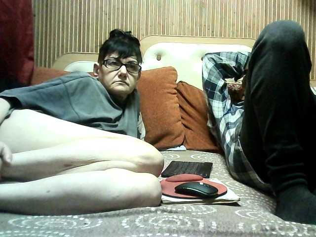 coupleofcoolx live cam on BongaCams