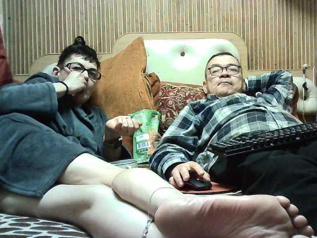 coupleofcoolx live cam on BongaCams