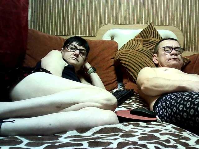 coupleofcoolx live cam on BongaCams