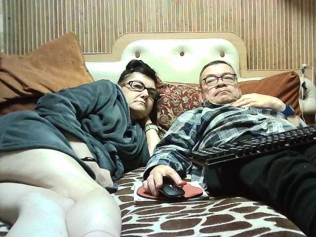 coupleofcoolx live cam on BongaCams