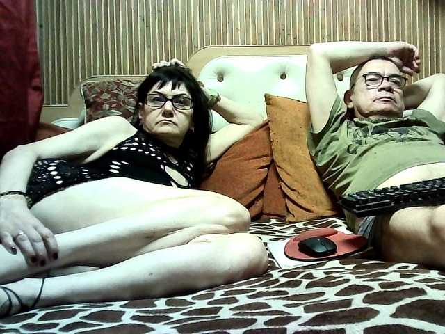 coupleofcoolx live cam on BongaCams