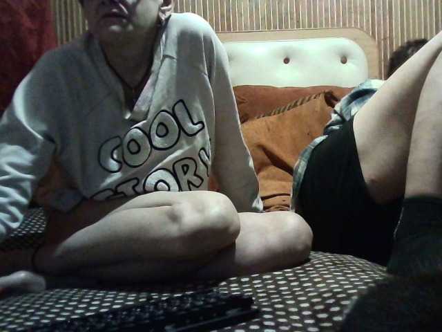 coupleofcoolx live cam on BongaCams